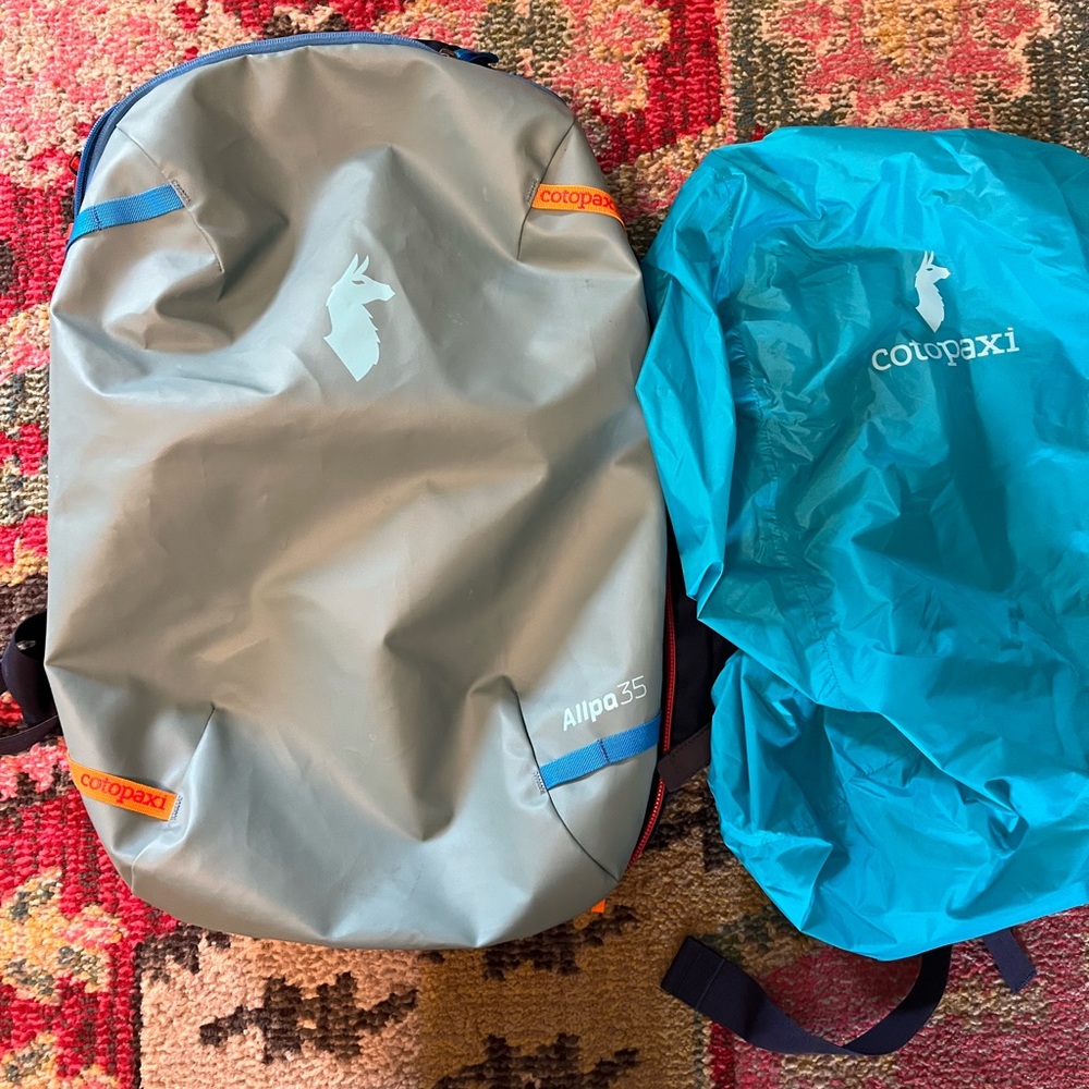 Cotopaxi 35L Allpa backpack. Used 2 times. With rain guard.